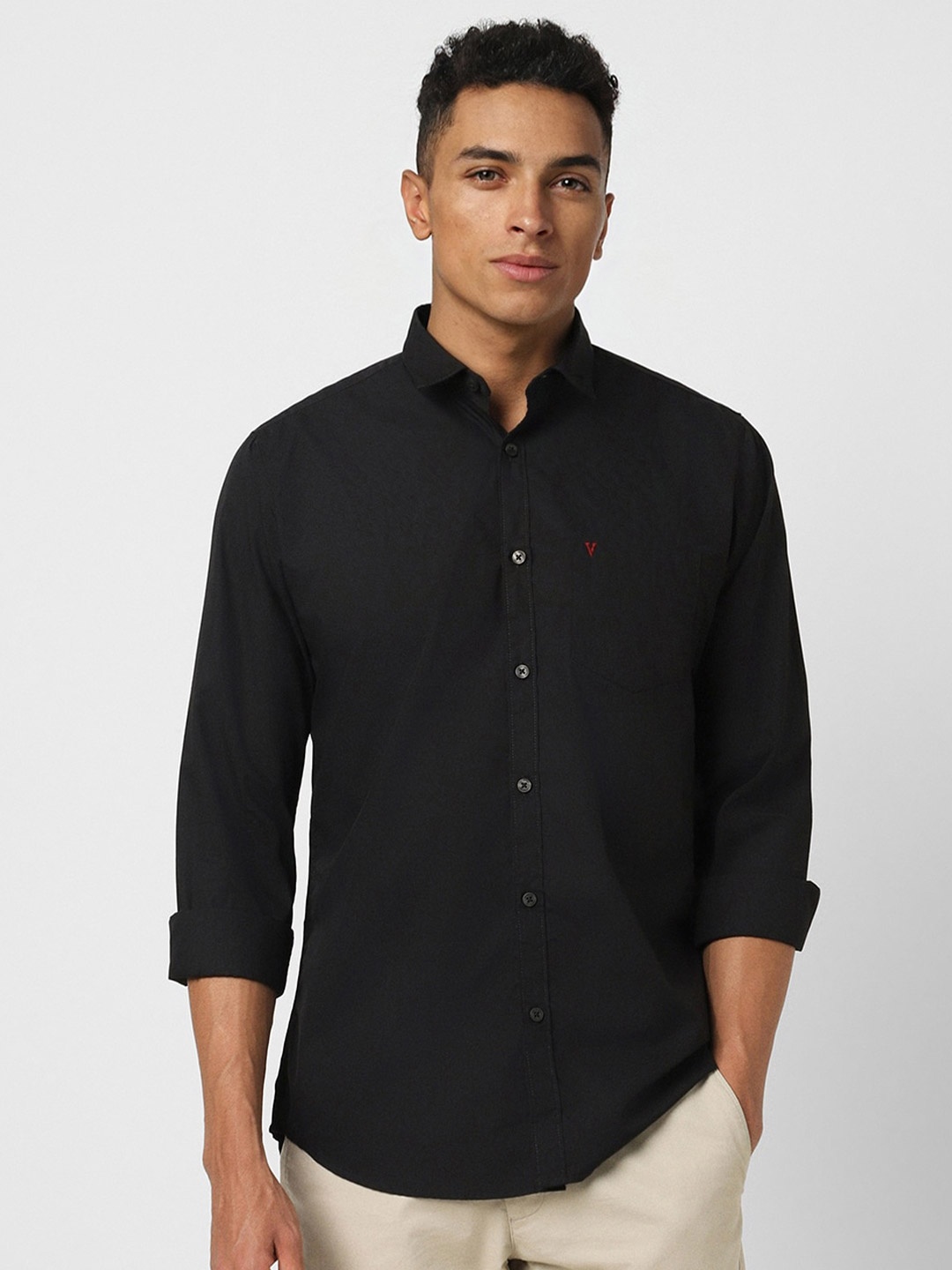 

Van Heusen Sport Slim Fit Spread Collar Casual Shirt, Black