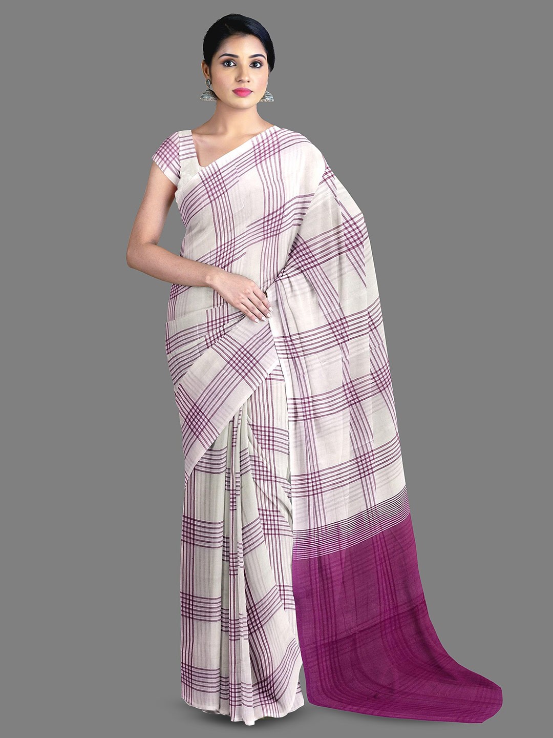 

The Chennai Silks Checked Pure Cotton Narayan Peth Saree, Off white