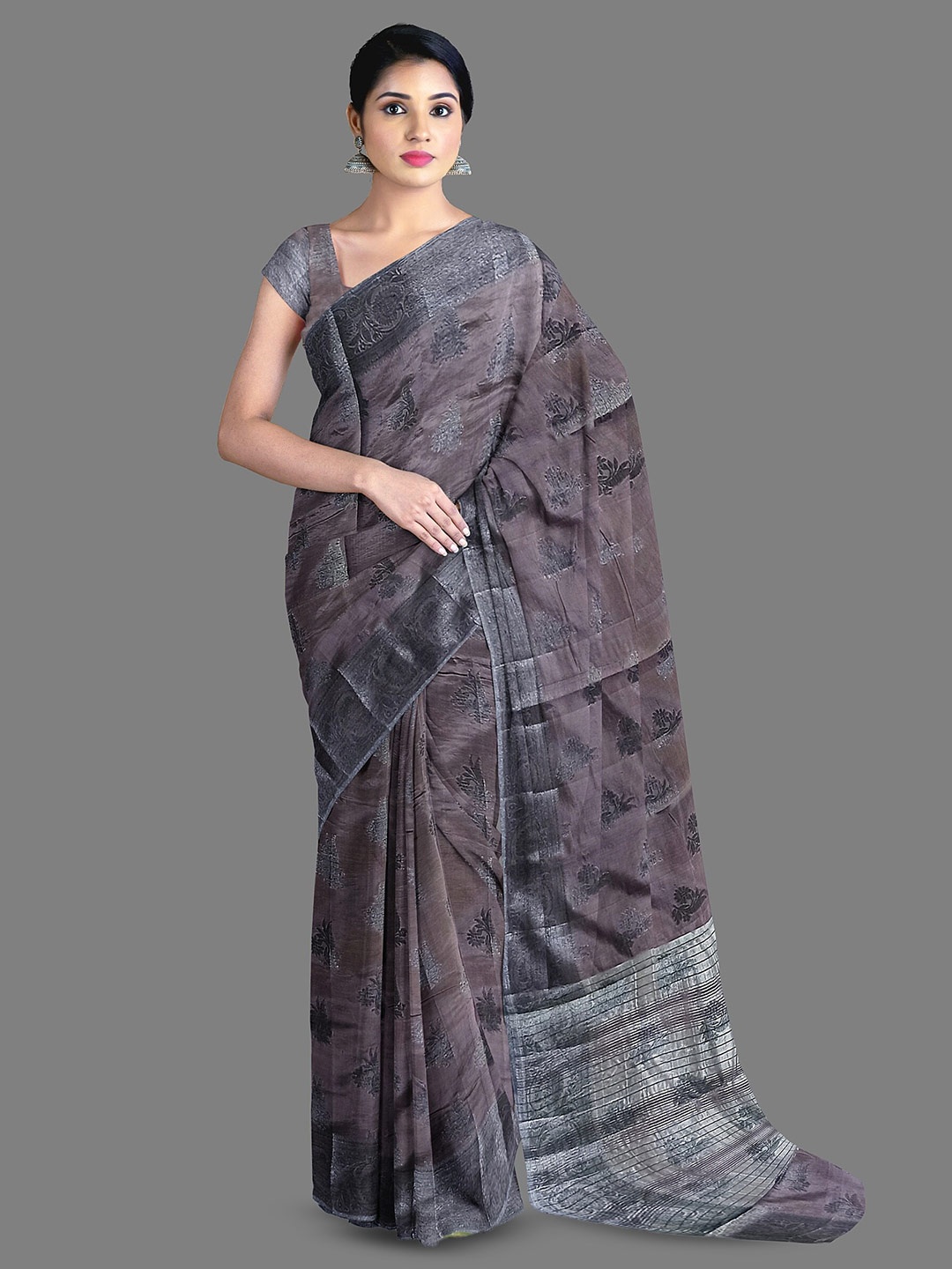 

The Chennai Silks Floral Zari Jute Cotton Saree, Brown
