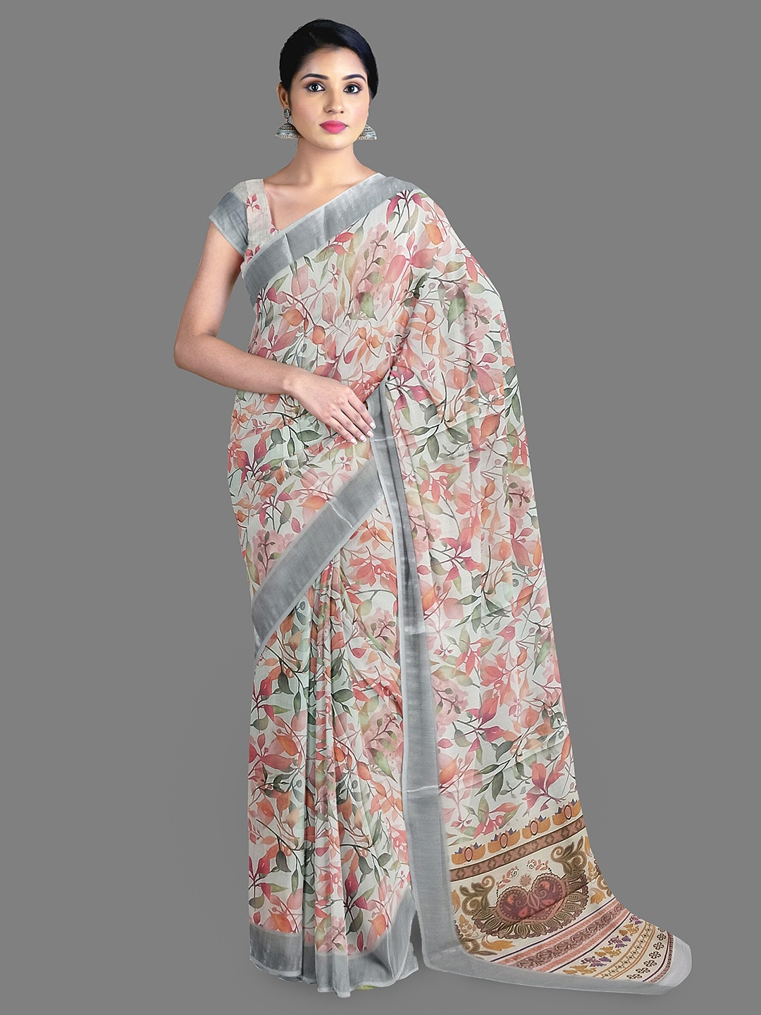 

The Chennai Silks Floral Printed Linen Blend Saree, Off white