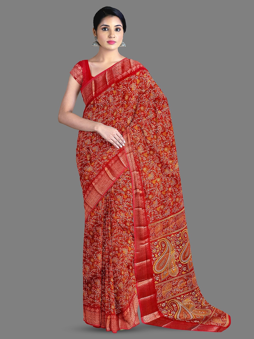 

The Chennai Silks Floral Zari Silk Blend Saree, Red