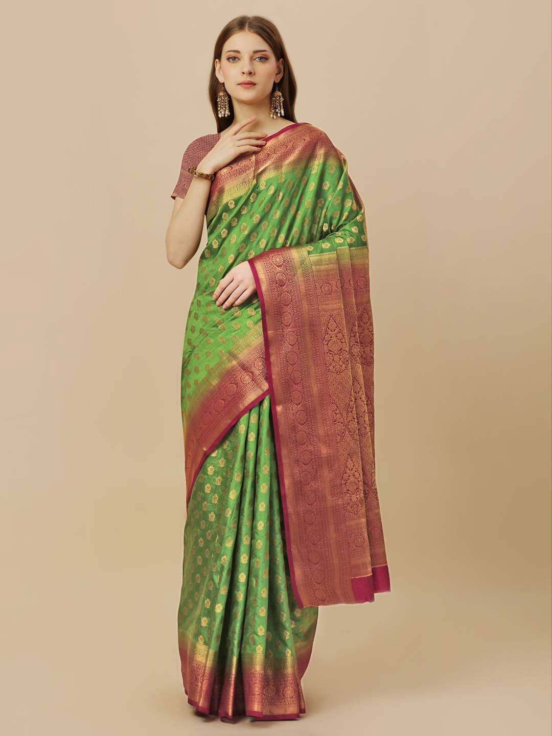 

Indian Women Ethnic Motifs Woven Design Zari Saree, Green