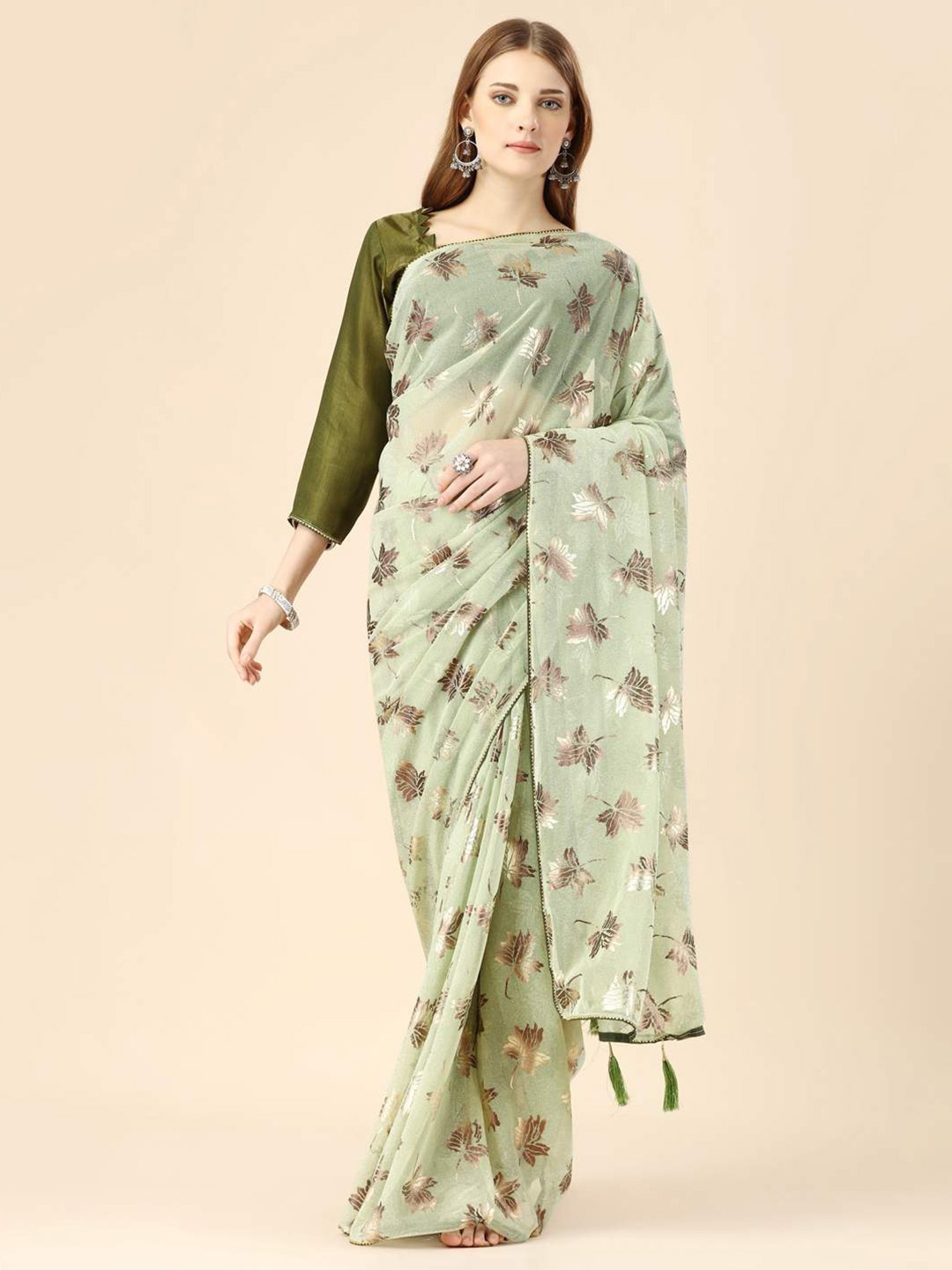 

Indian Women Floral Foil Printed Saree, Green