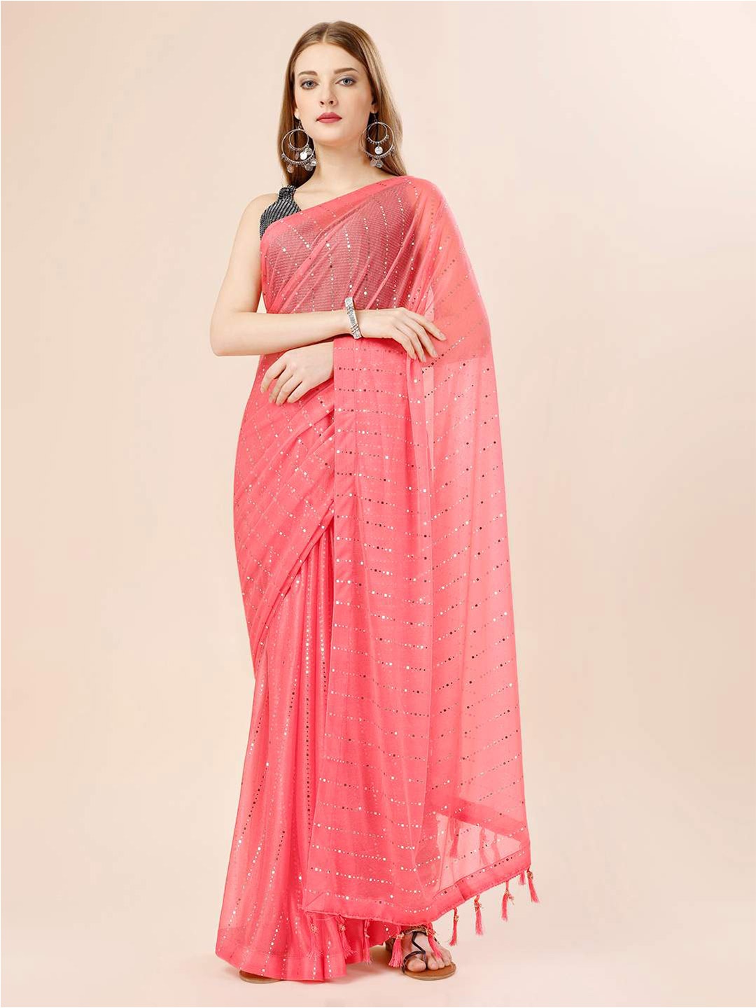 

Indian Women Embellished Sequinned Saree, Pink