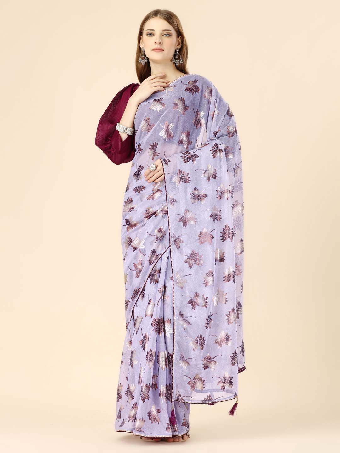 

Indian Women Floral Printed Gotta Patti Saree, Lavender