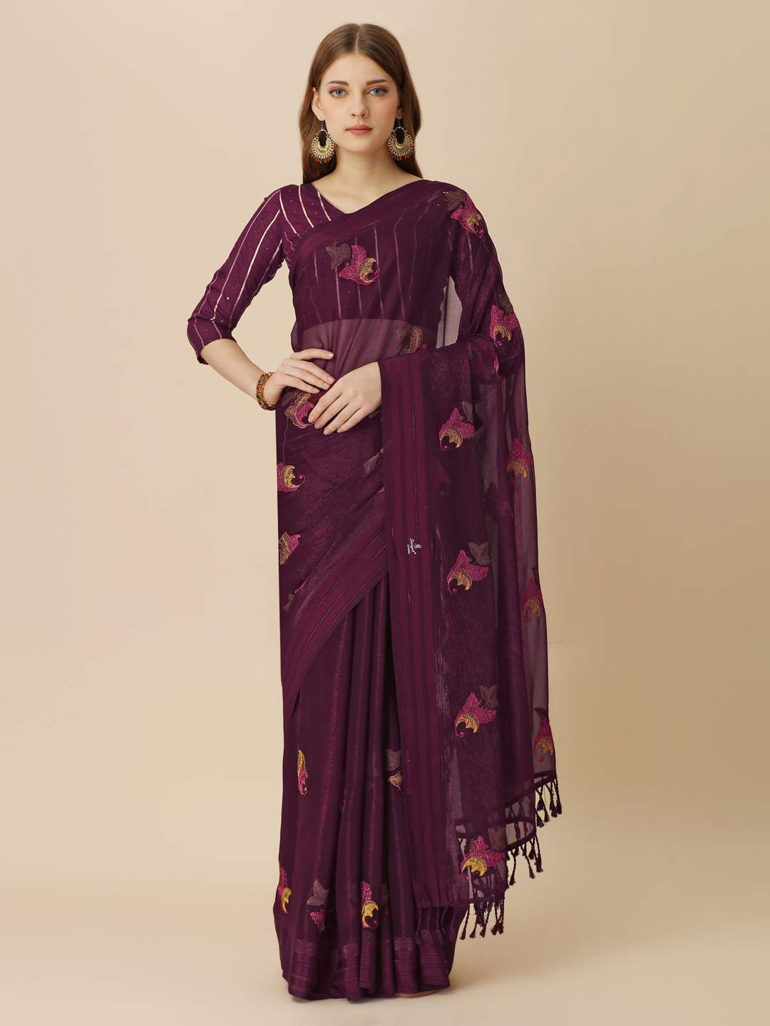 

Indian Women Floral Pure Chiffon Saree, Burgundy