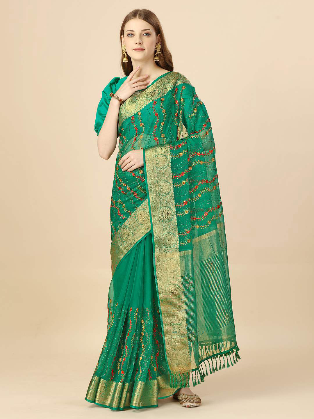 

Indian Women Floral Embroidered Organza Saree, Green