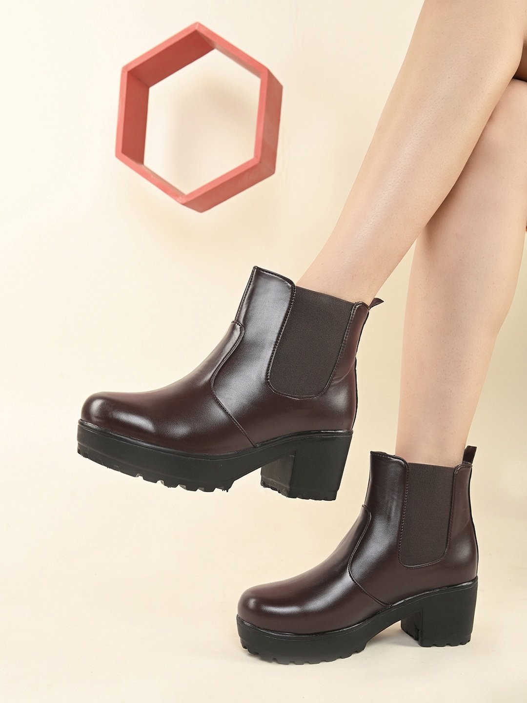

XE Looks Women Platform Heeled Mid-Top Chelsea Boots, Brown
