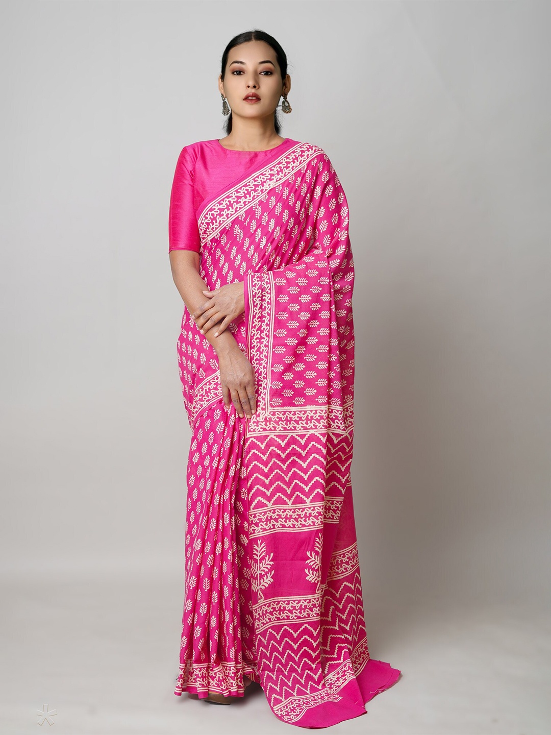 

Unnati Silks Ethnic Motifs Printed Pure Cotton Block Print Saree, Pink
