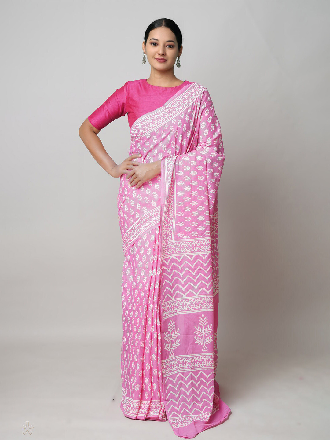 

Unnati Silks Ethnic Motifs Printed Pure Cotton Block Print Saree, Pink