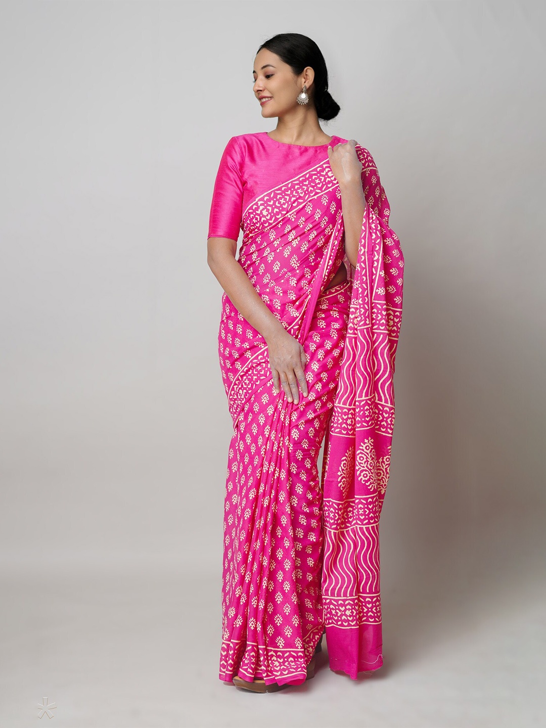

Unnati Silks Ethnic Motifs Printed Pure Cotton Block Print Saree, Pink
