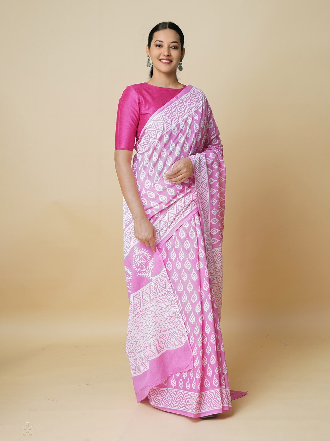 

Unnati Silks Ethnic Motifs Pure Cotton Block Print Saree, Pink