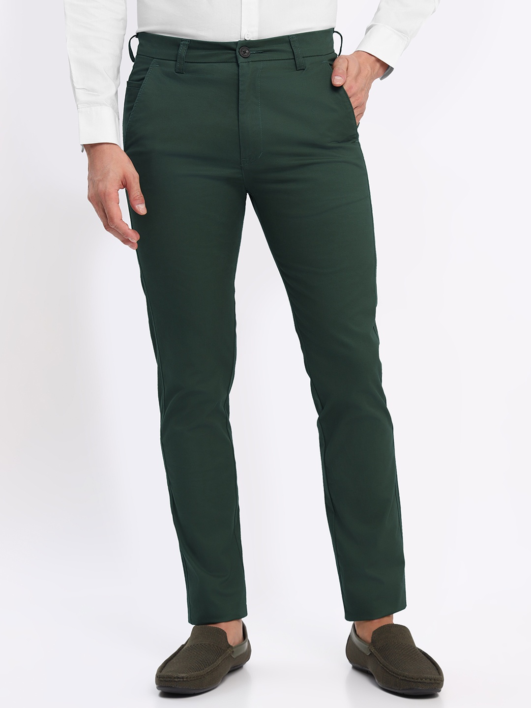 

Beyoung Men Mid-Rise Slim Fit Trousers, Green