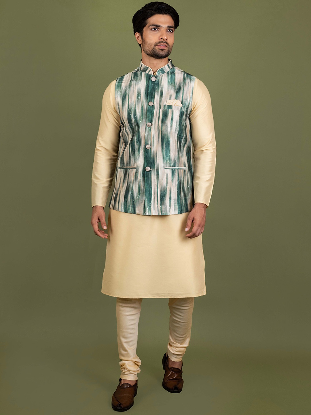 

KISAH Mandarin Collar Long Sleeves Straight Kurta With Churidar & Nehru Jacket, Green