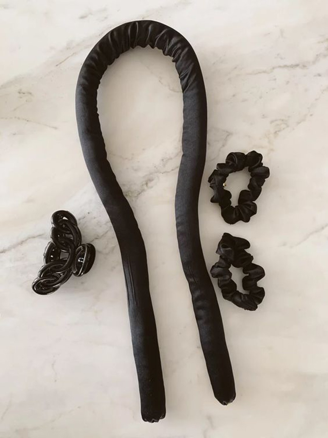 

Furbo Set of 4 Hair Accessory Set, Black