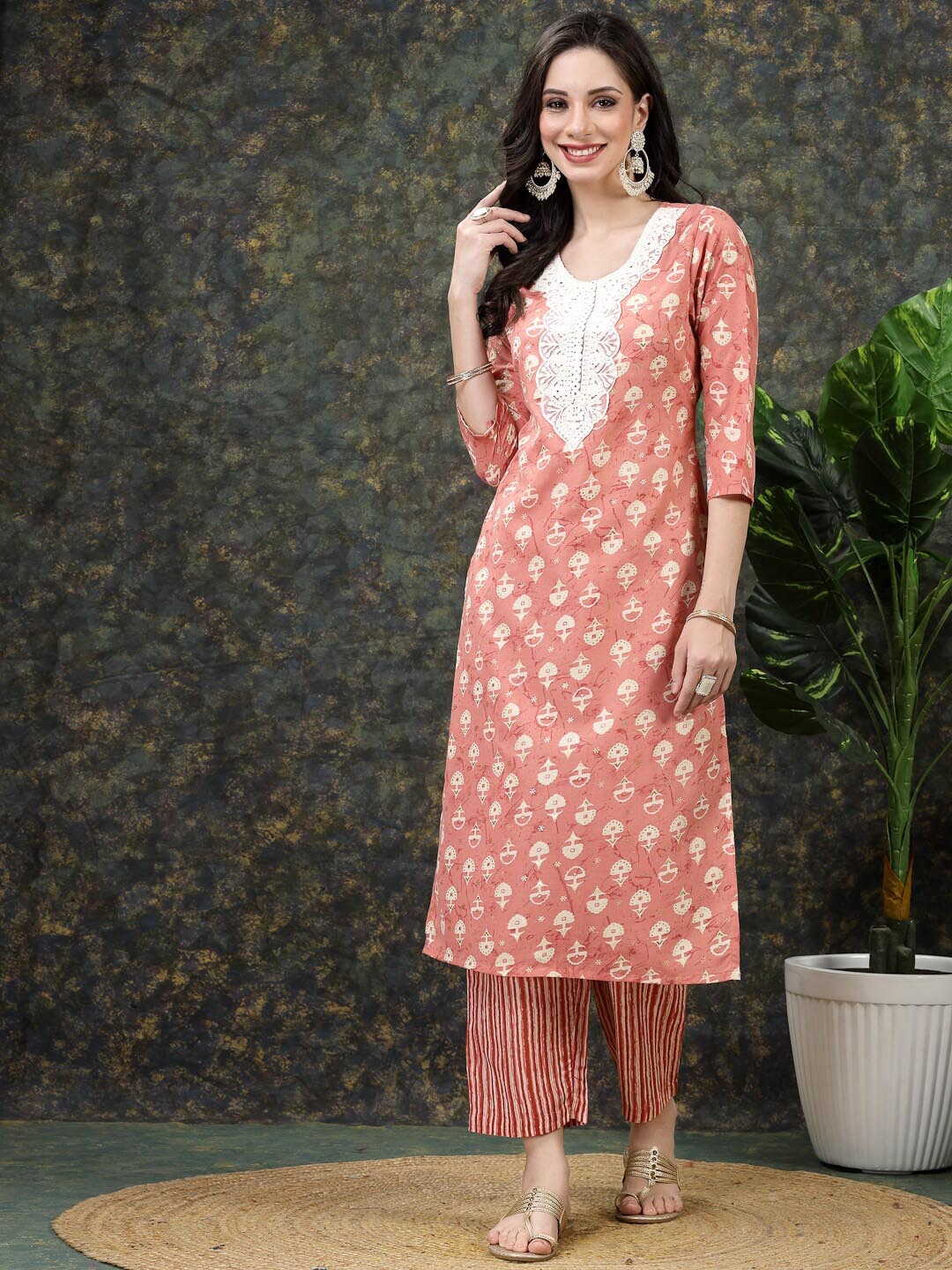 

HERE&NOW Ethnic Motifs Printed Regular Thread Work Kurta With Trousers, Pink