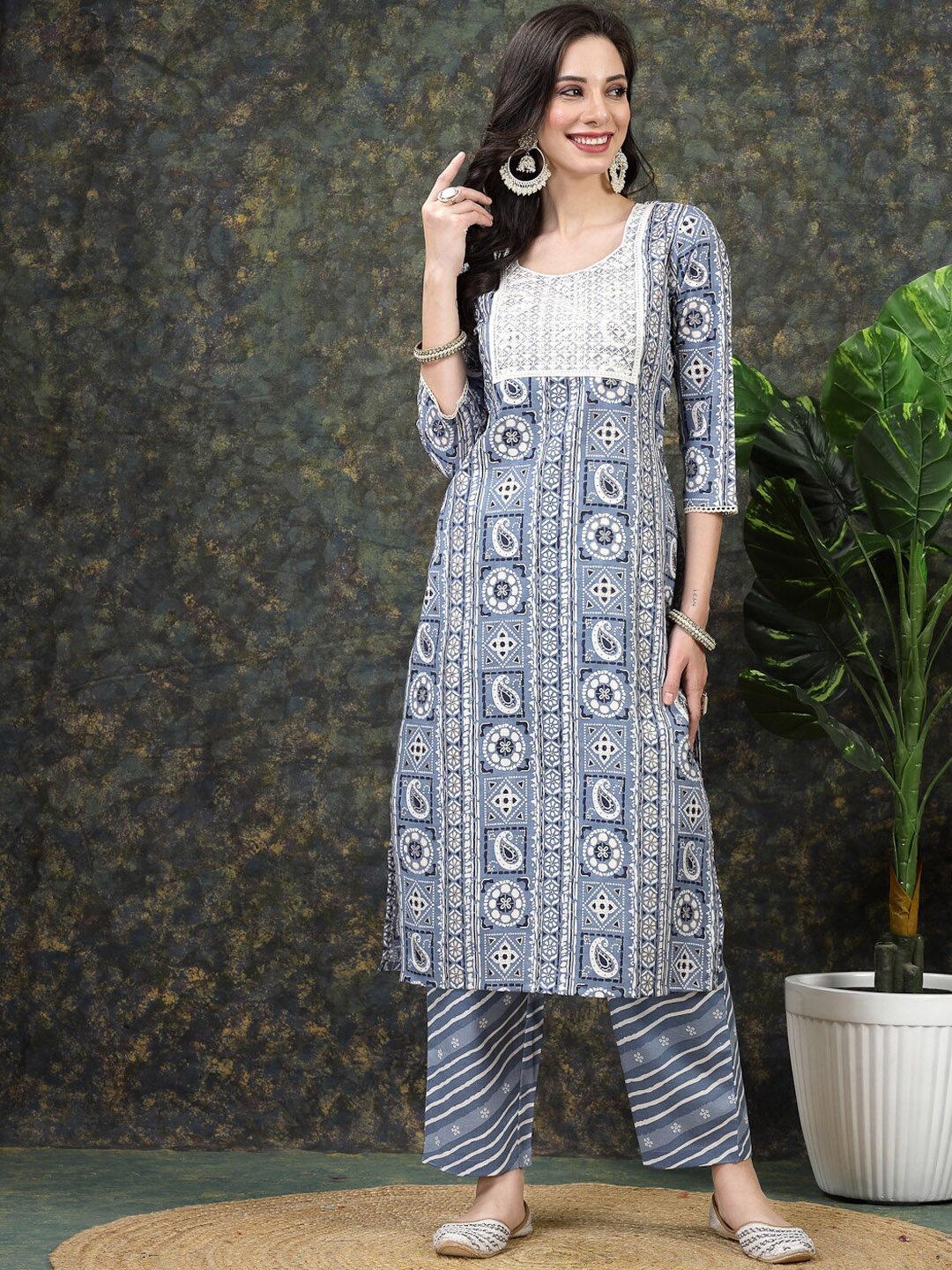 

HERE&NOW Ethnic Motifs Printed Regular Kurta With Trousers, Blue