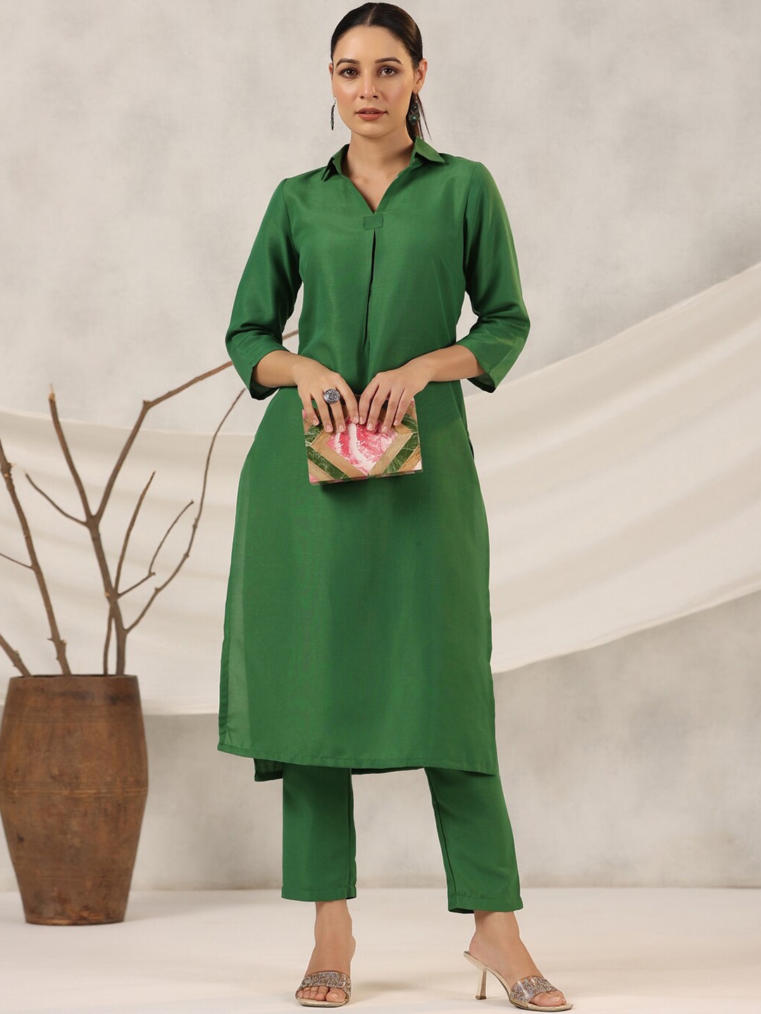 

HERE&NOW Women Shirt Collar Straight Kurta with Trousers, Green