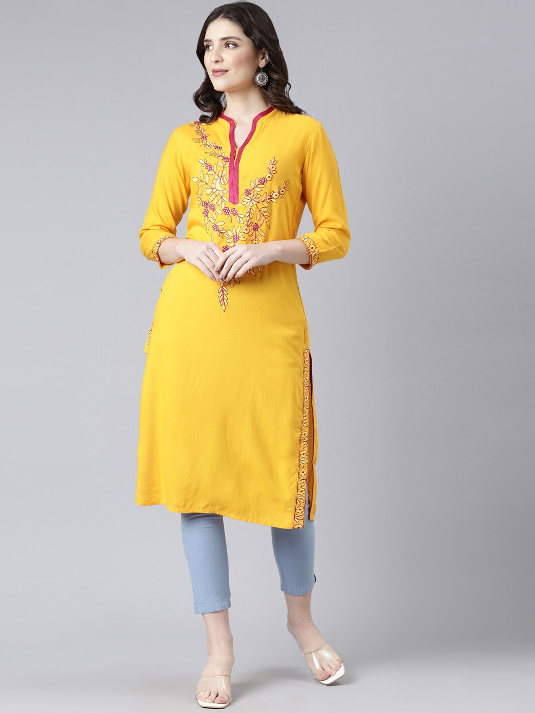 

Souchii Floral Yoke Design Thread Work Cotton Straight Kurta, Yellow