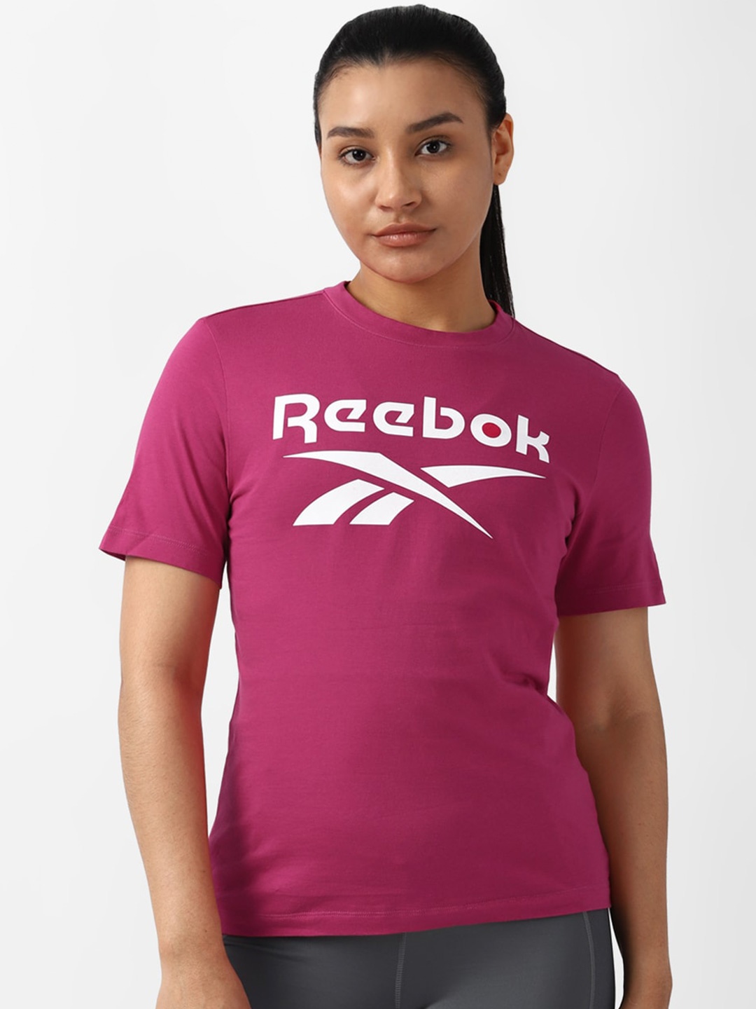 

Reebok Brand Logo Printed Slim Fit Training App Pure Cotton T-shirt, Pink