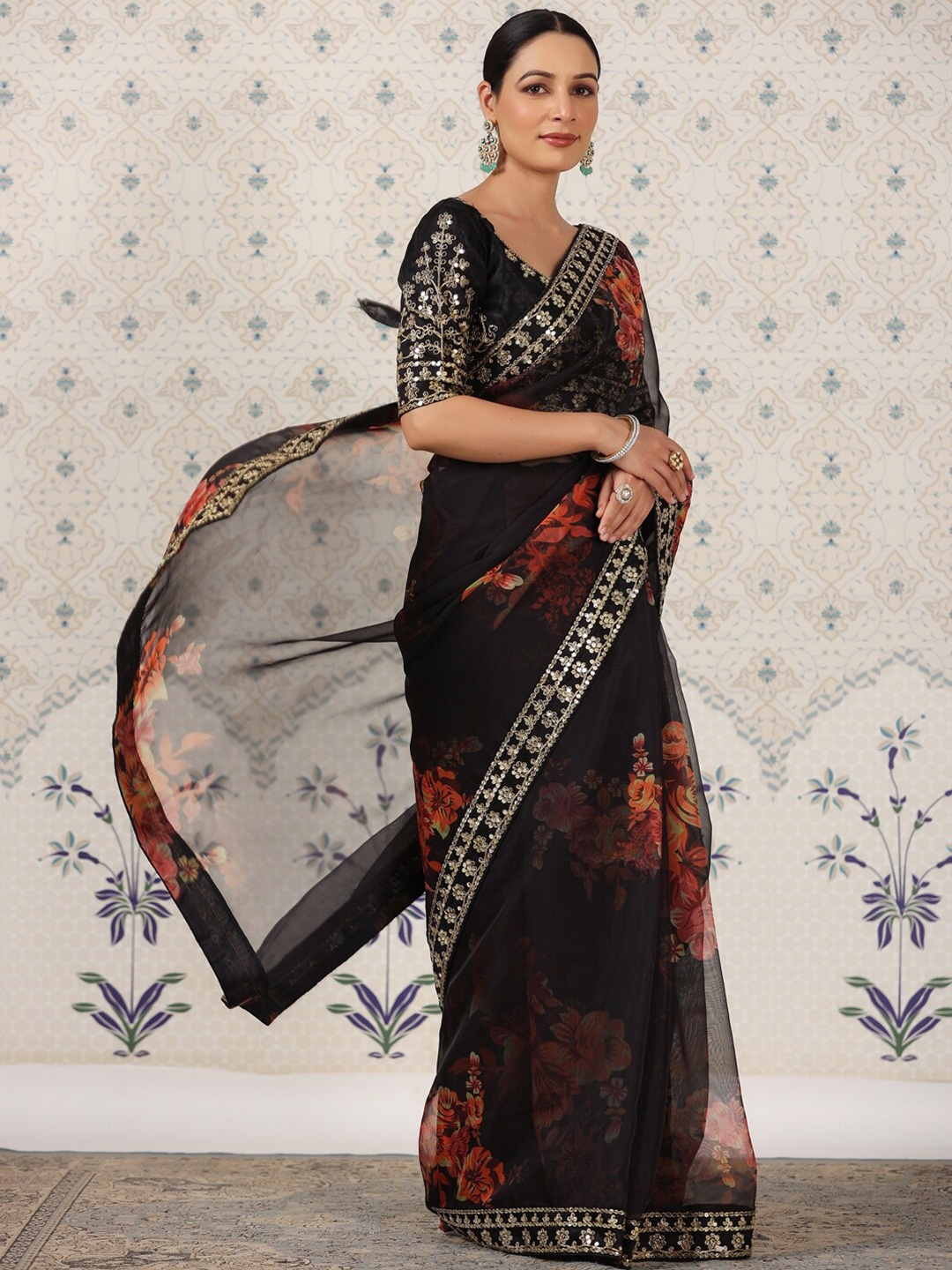 

Ode by House of Pataudi Floral Embroidered Organza Saree, Black