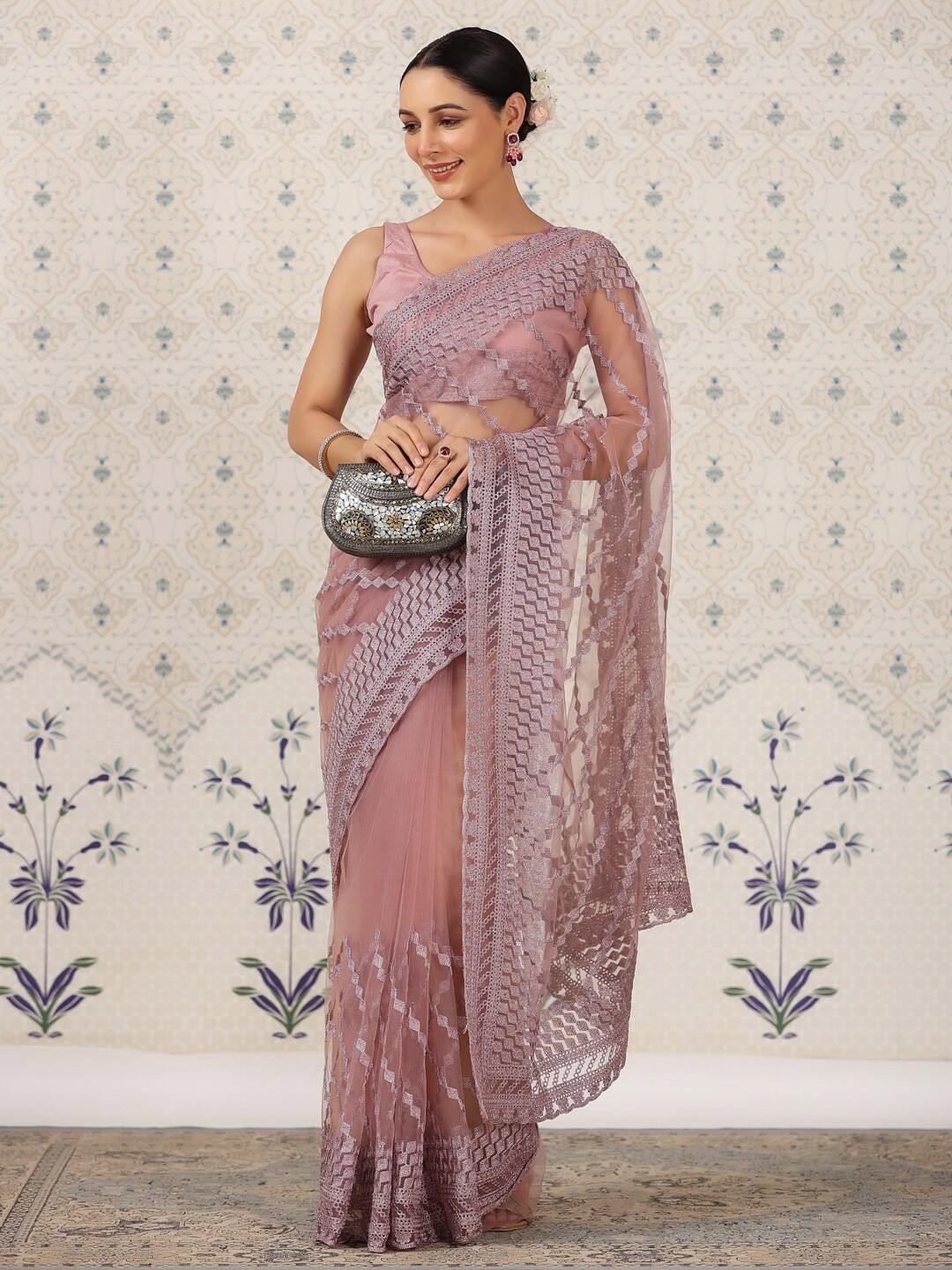 

Ode by House of Pataudi Mauve Geometric Embroidered Net Saree