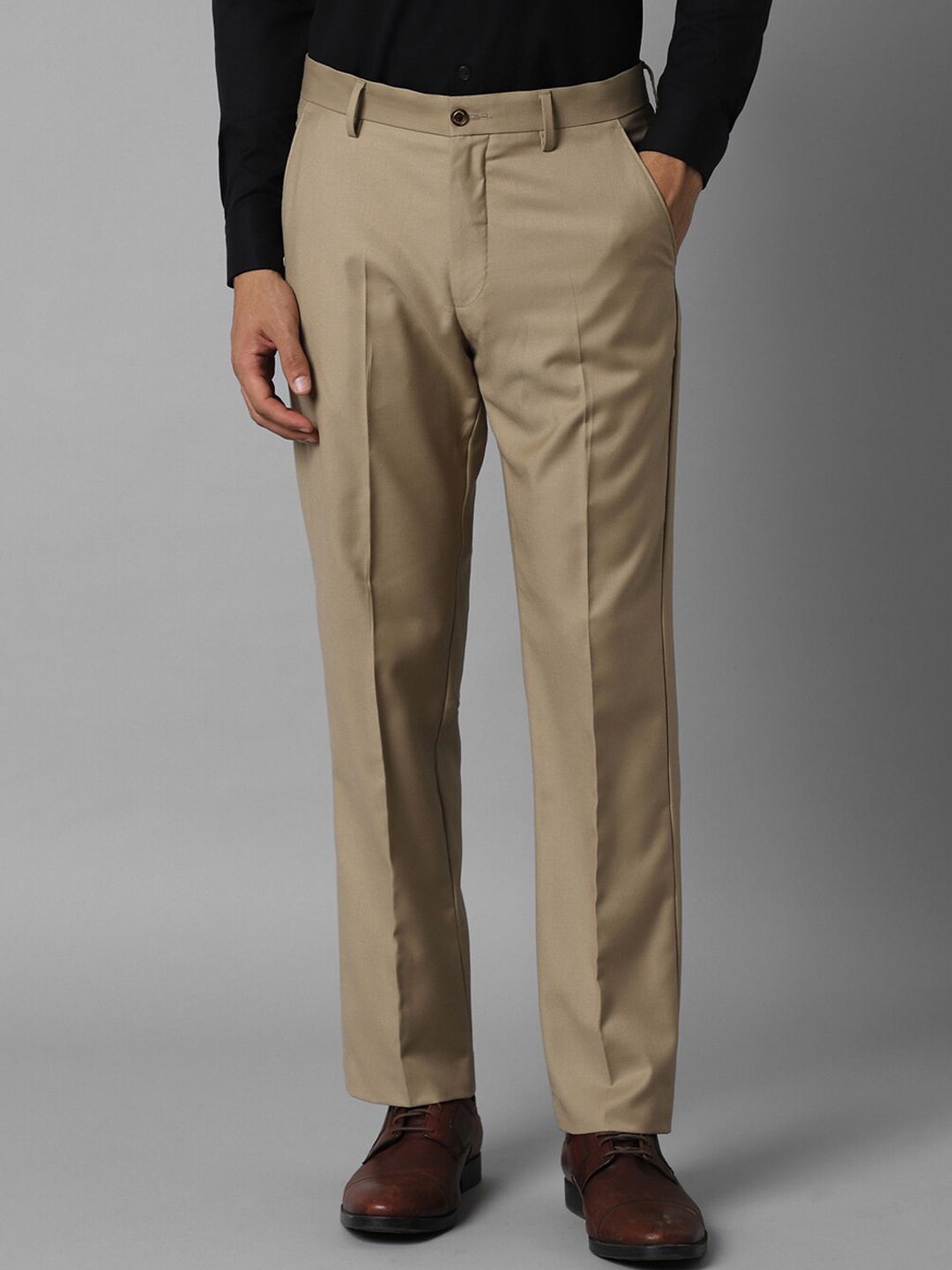 

Louis Philippe Men Beige Trousers