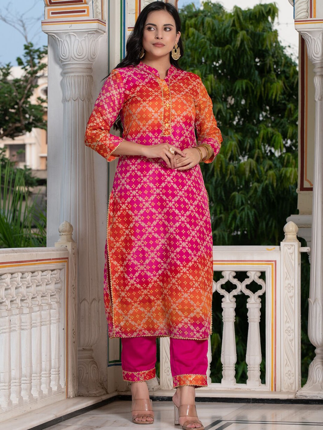 

Indi INSIDE Ethnic Motifs Printed Gotta Patti Straight Kurta With Trousers, Orange