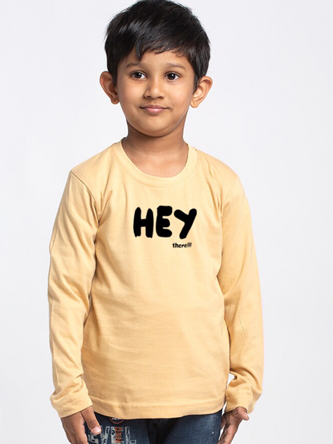 

Friskers Boys Beige Typography Checked Applique T-shirt