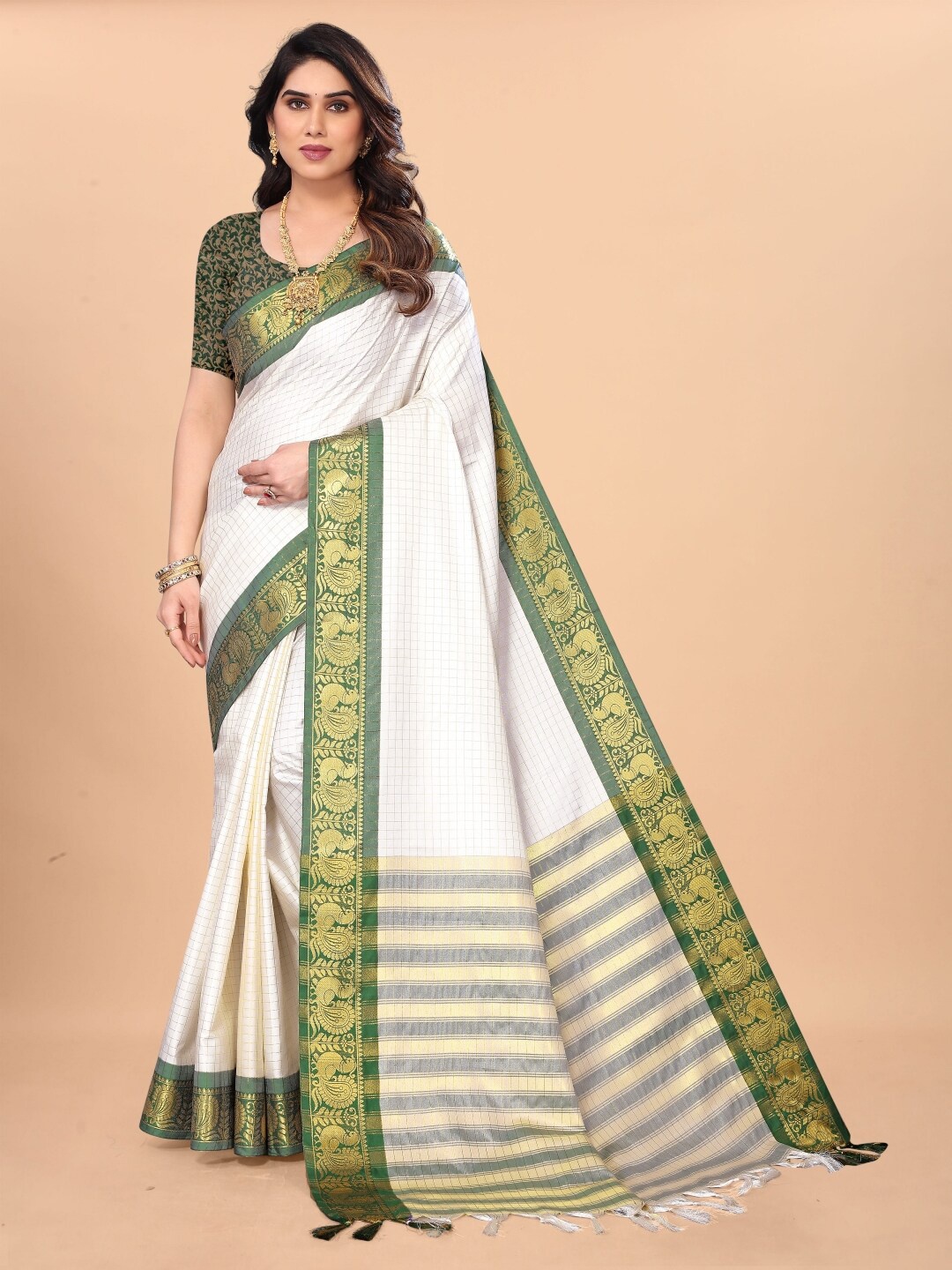 

Paramparik Textile Checked Woven Design Zari Sungudi Saree, White
