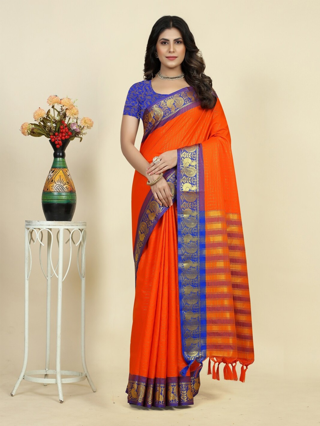 

Paramparik Textile Checked Zari Sungudi Saree, Orange