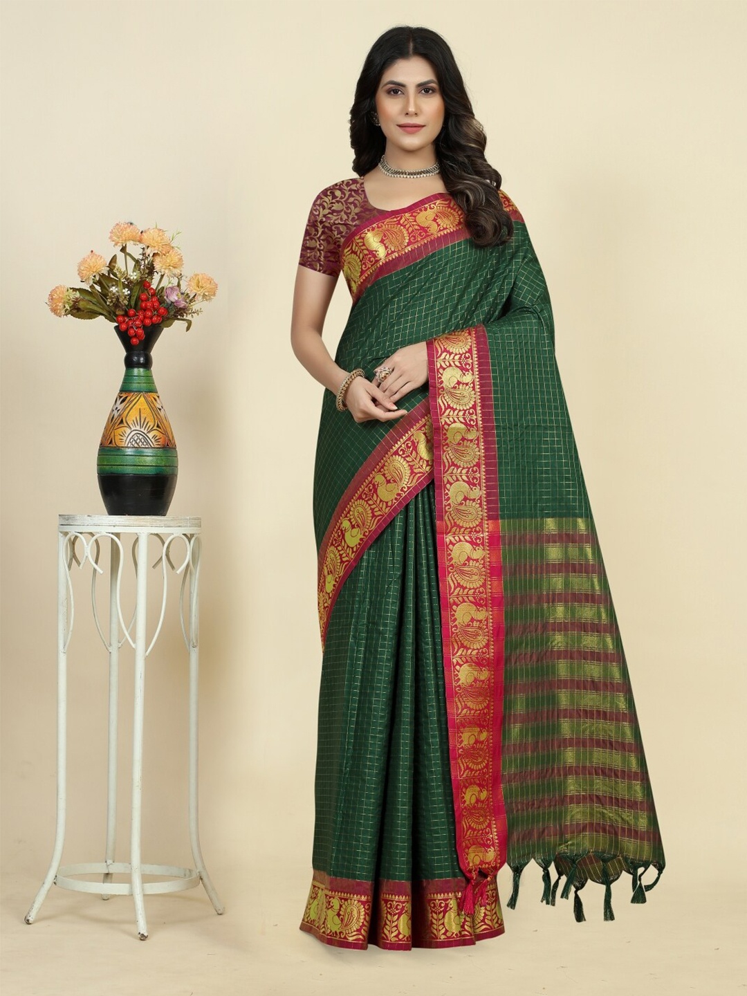 

Paramparik Textile Checked Woven Design Zari Sungudi Saree, Green