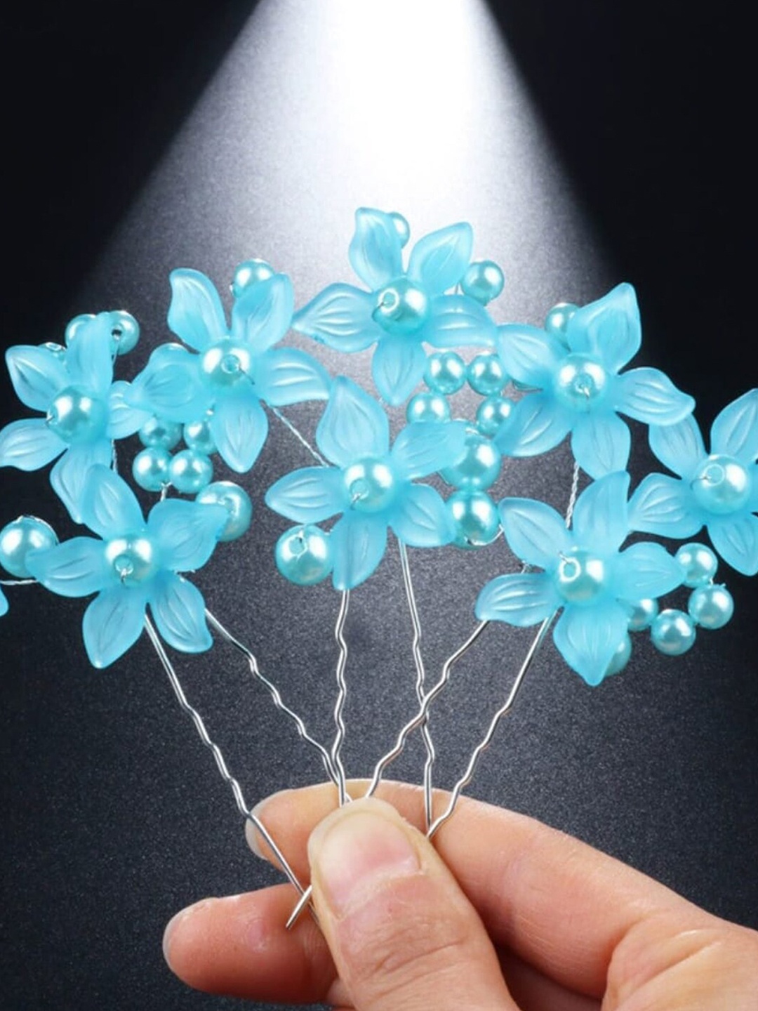 

VAGHBHATT Set of 3 Floral Hair Accessory Set, Blue