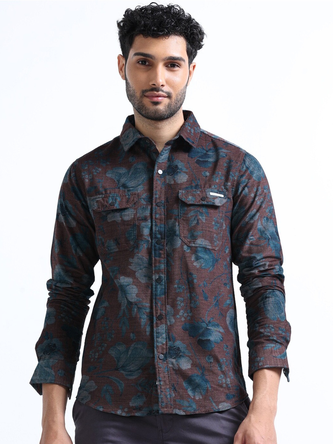 

FLY 69 Men Green Premium Slim Fit Opaque Printed Casual Shirt