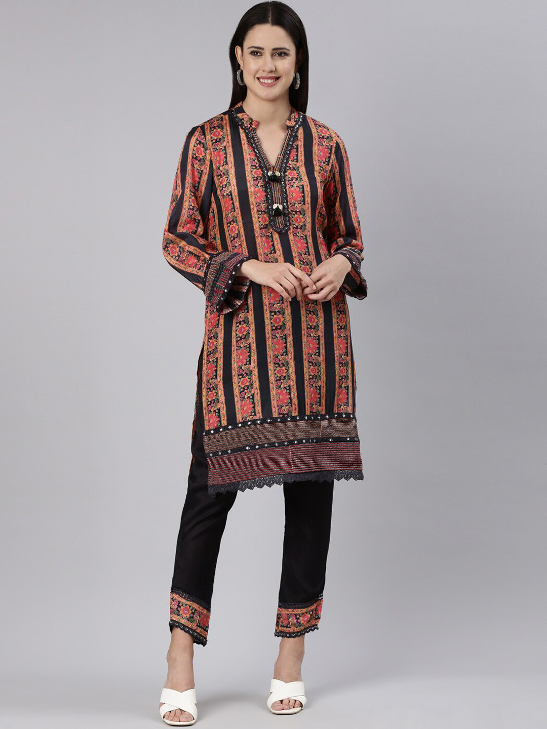 

Neerus Floral Printed Mandarin Collar Thread Work Straight Kurta with Trousers, Black