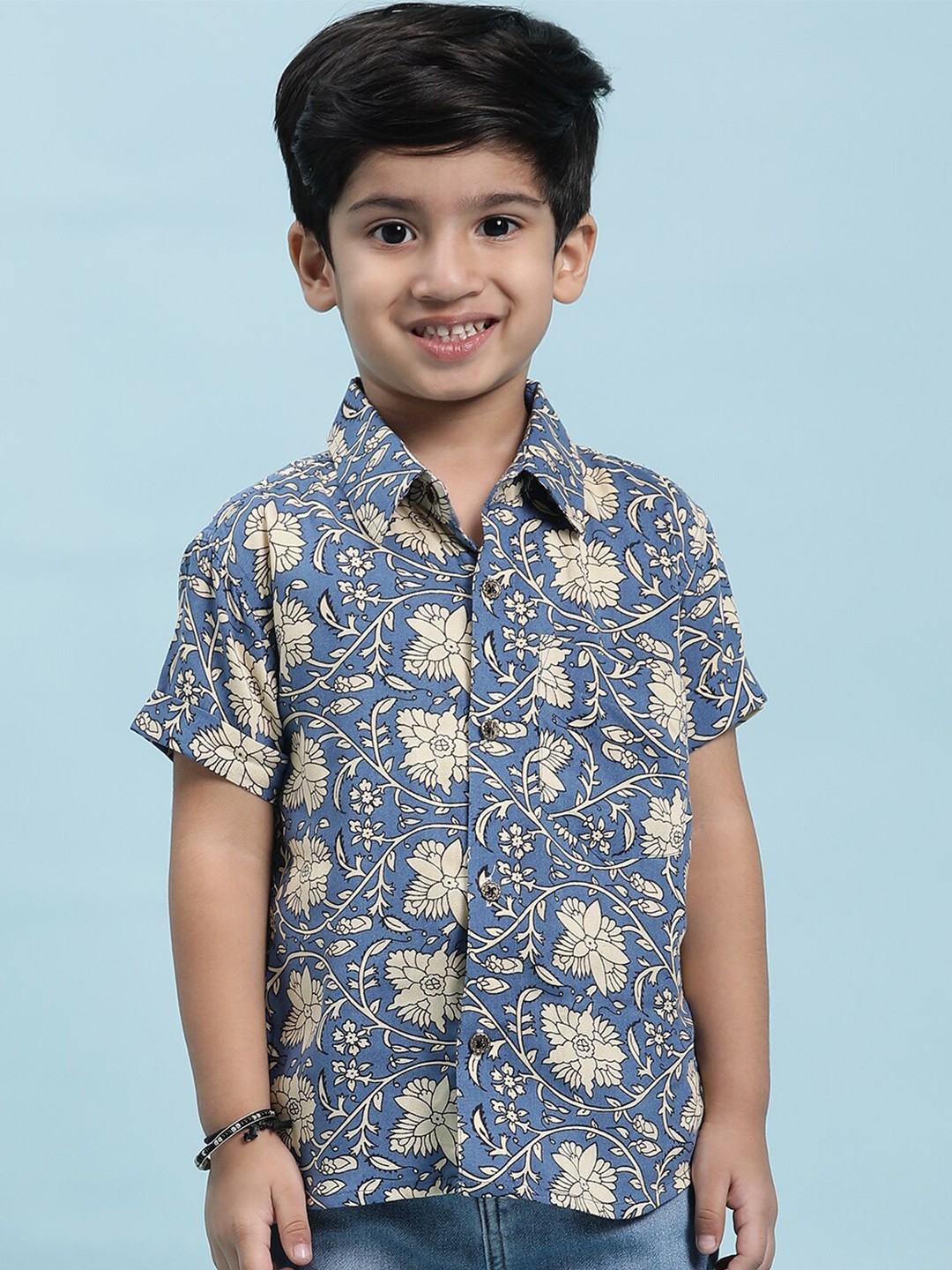 

Stuffie Land Boys Blue Smart Floral Opaque Printed Party Shirt