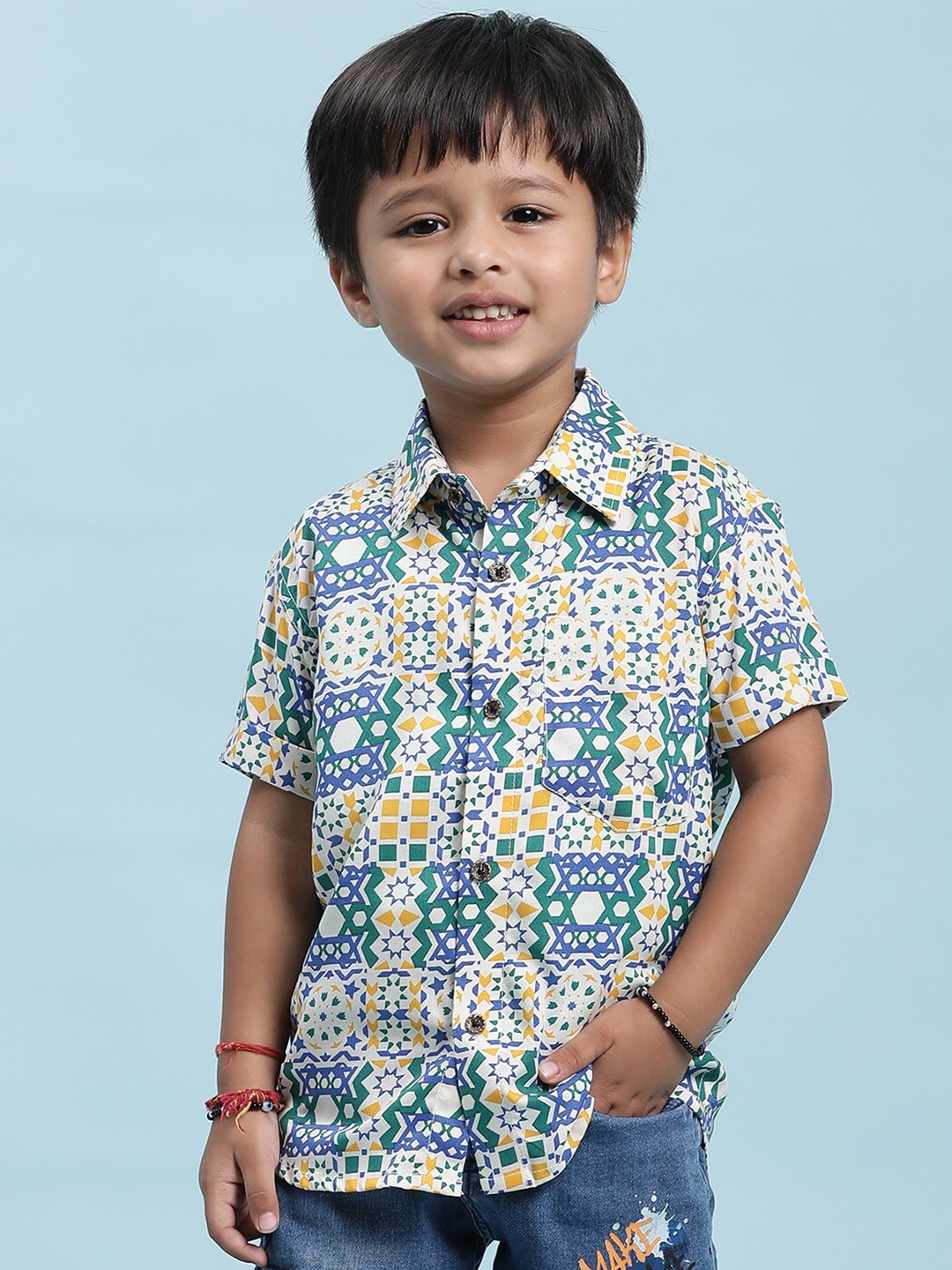 

Stuffie Land Boys Off White Smart Floral Opaque Printed Party Shirt