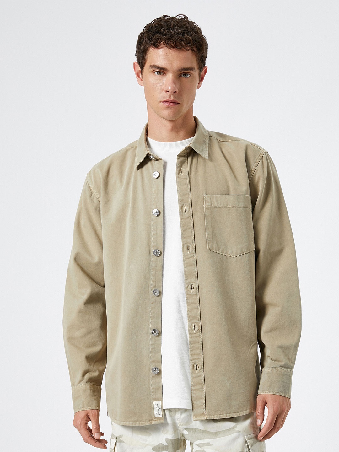 

Koton Men Opaque Casual Shirt, Na
