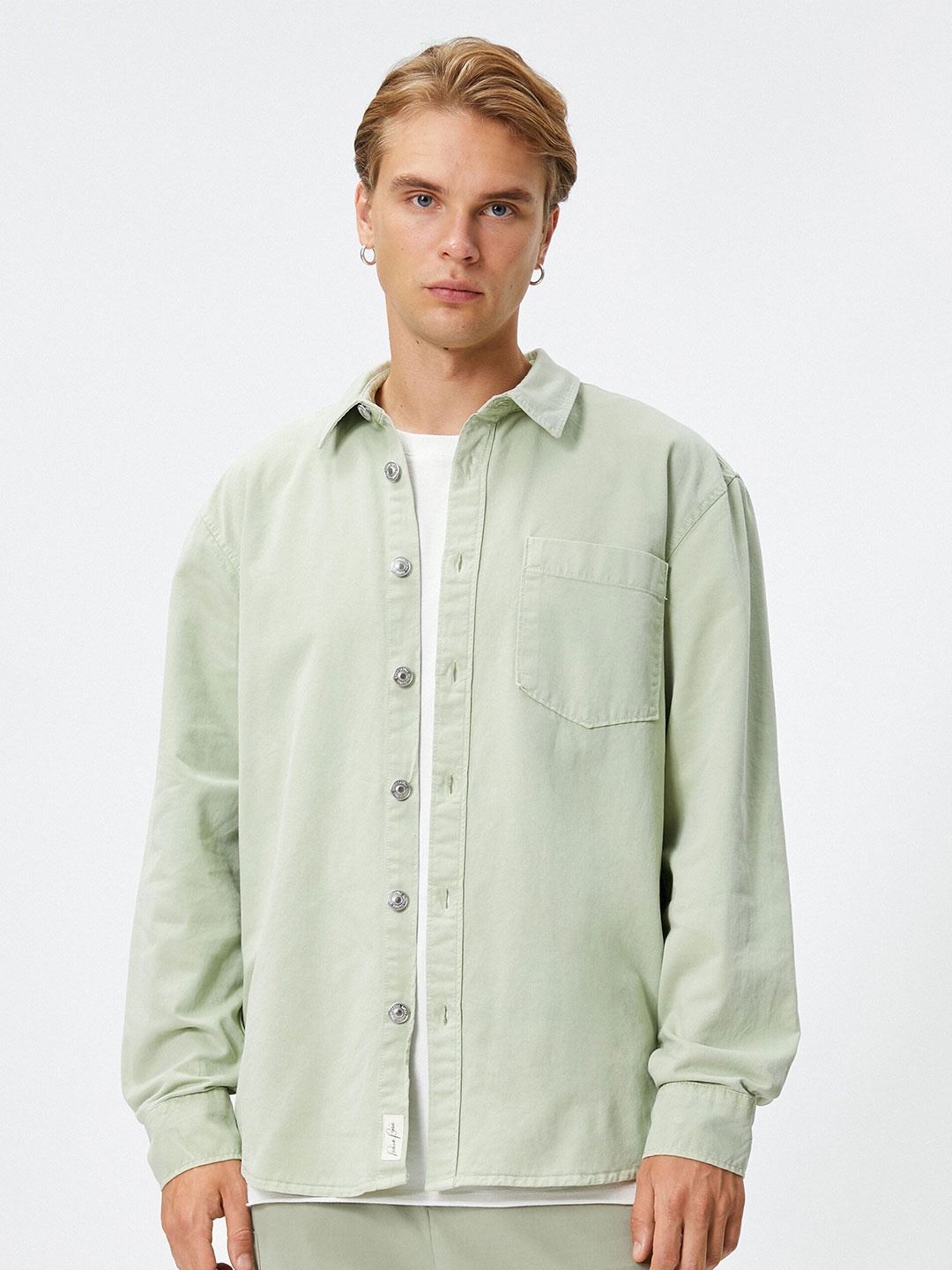 

Koton Men Opaque Casual Shirt, Na