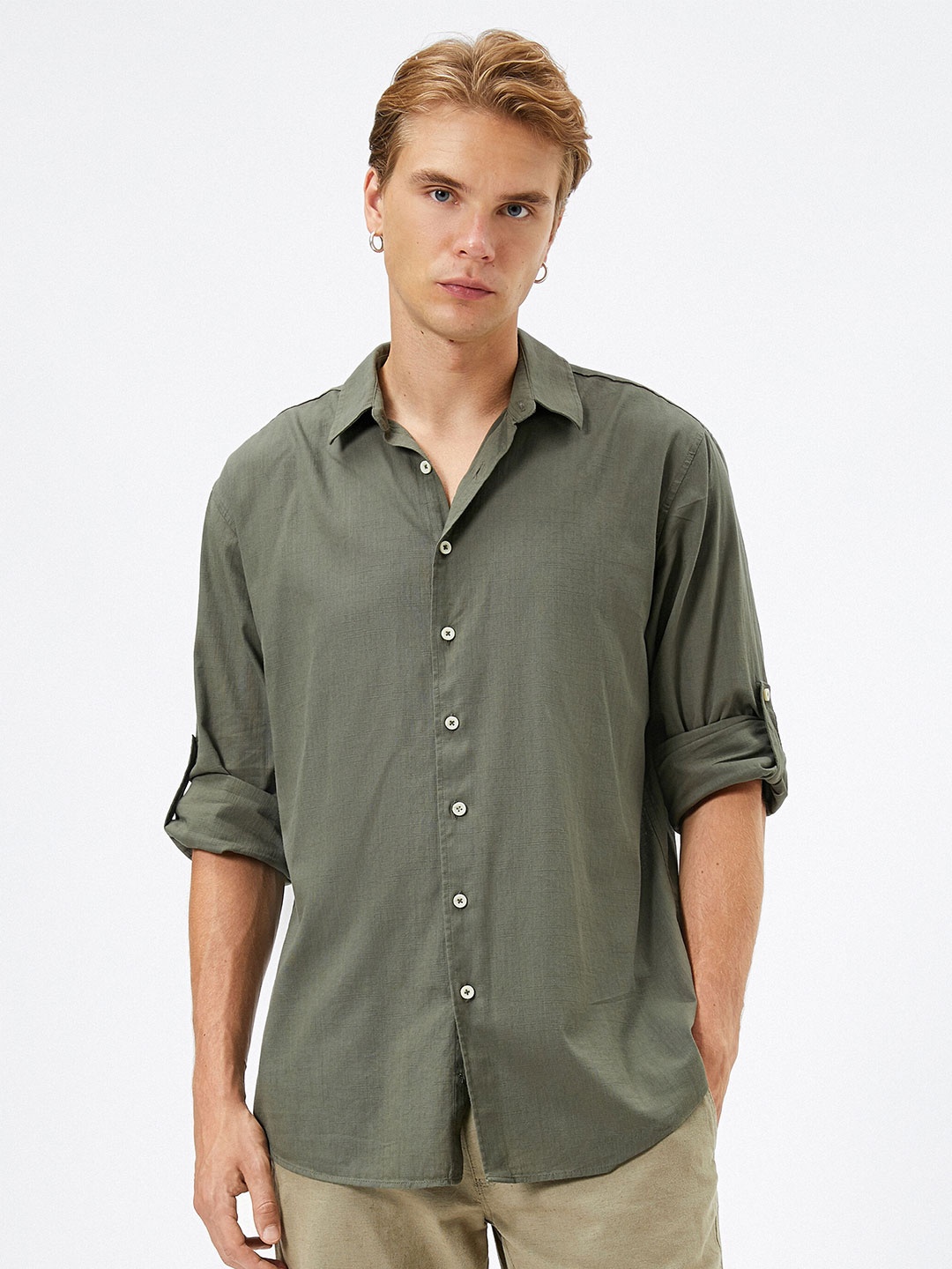 

Koton Men Opaque Casual Shirt, Na