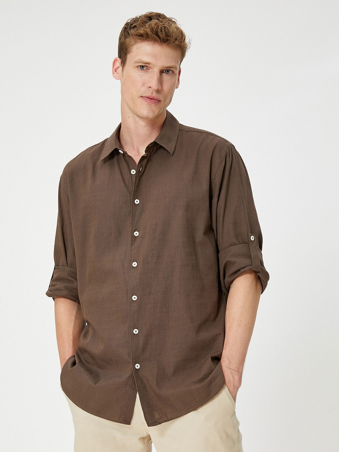 

Koton Men Opaque Casual Shirt, Na