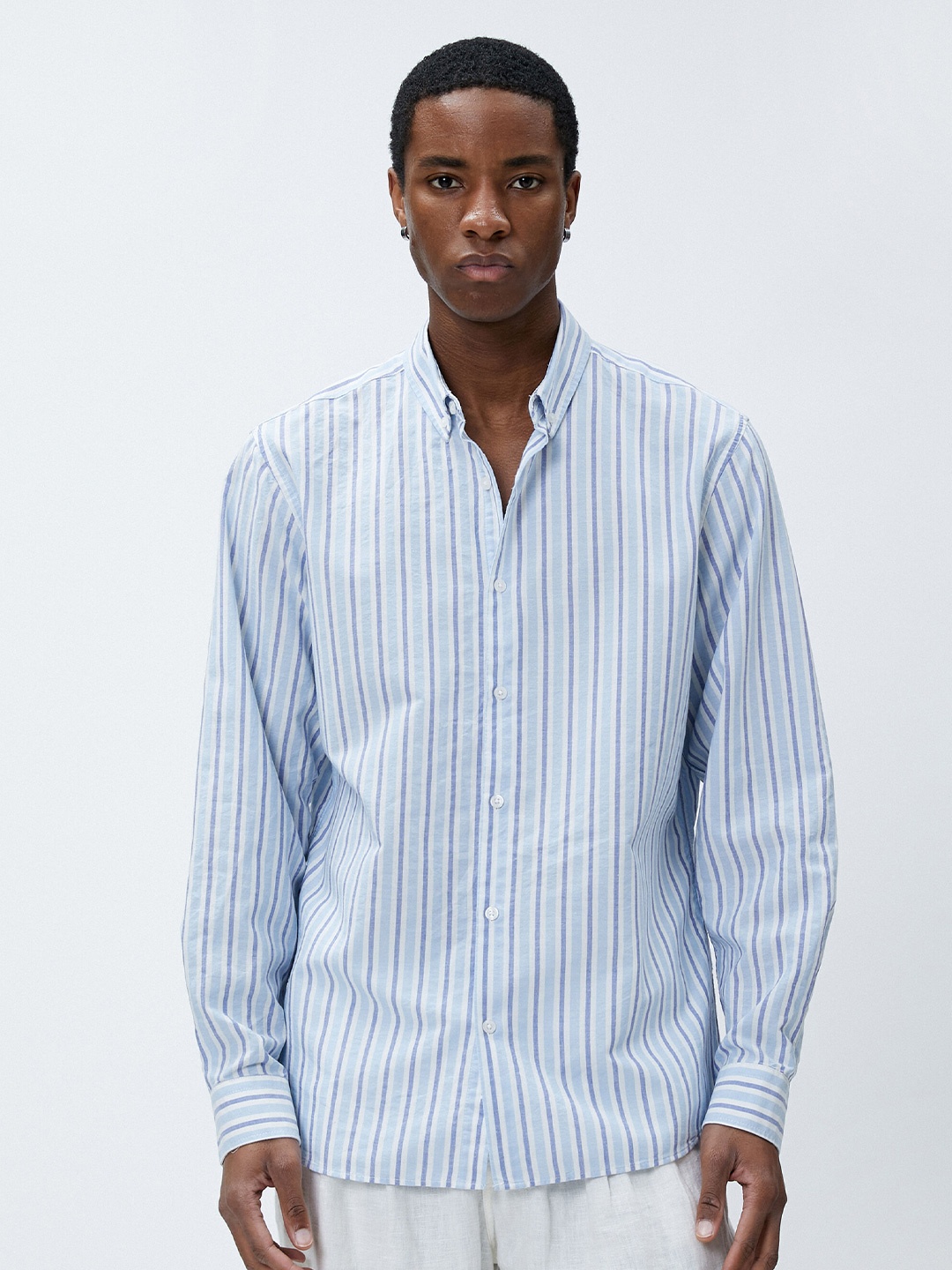 

Koton Men Opaque Striped Casual Shirt, Na