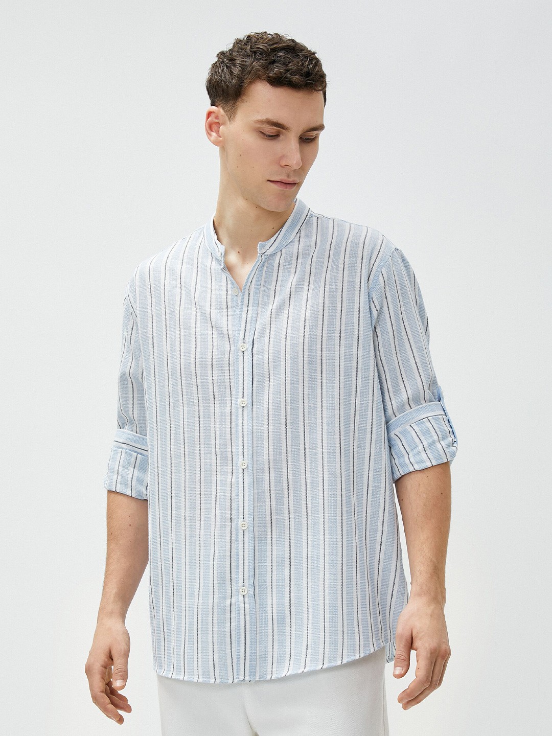 

Koton Men Opaque Striped Casual Shirt, Na