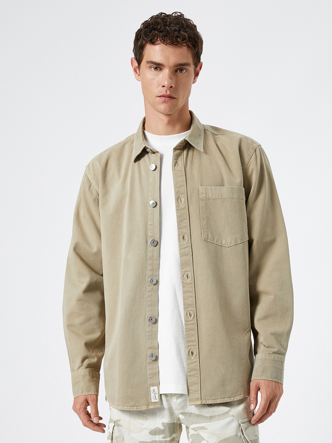 

Koton Men Opaque Casual Shirt, Na