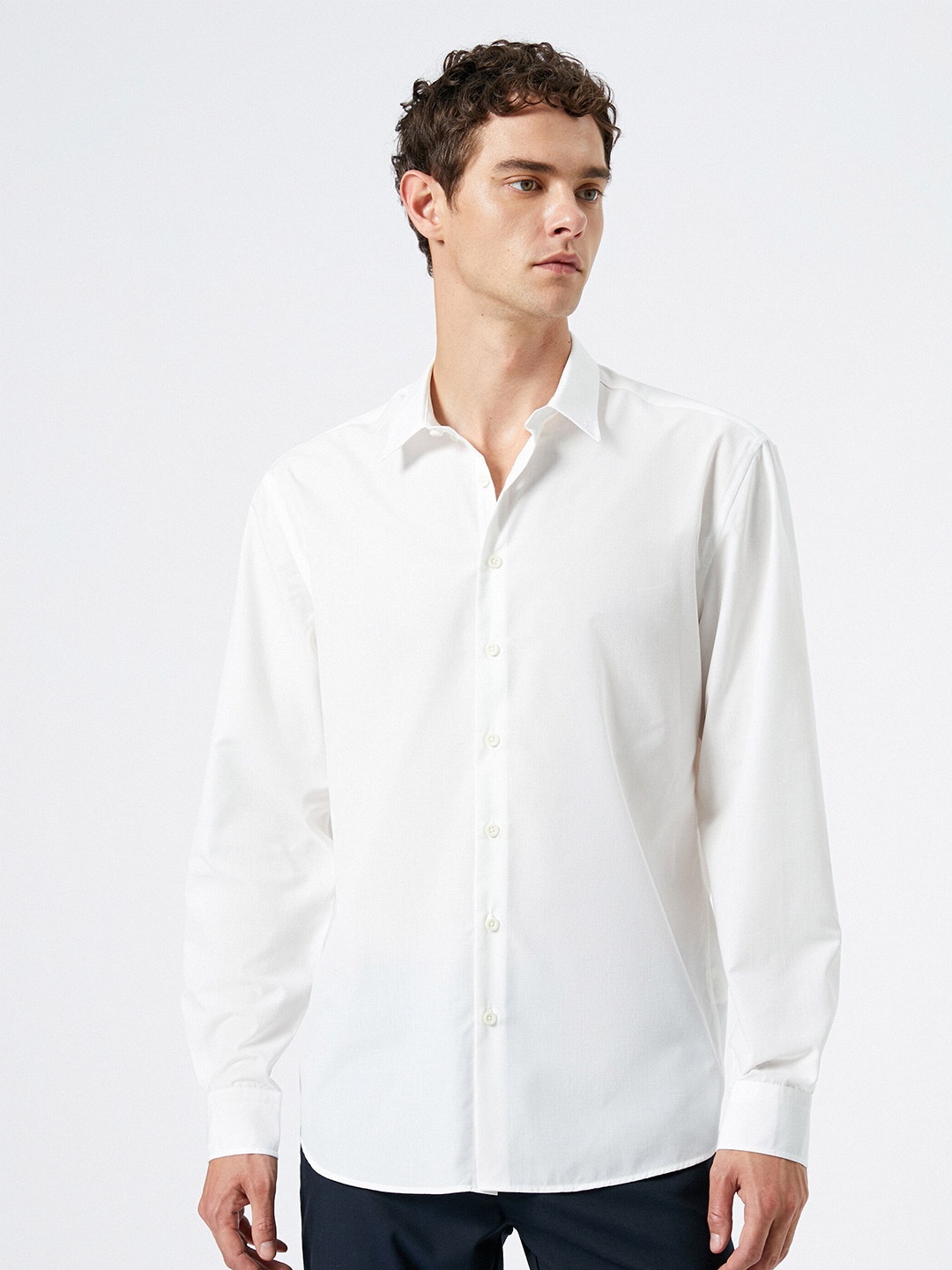 

Koton Men Opaque Casual Shirt, Na