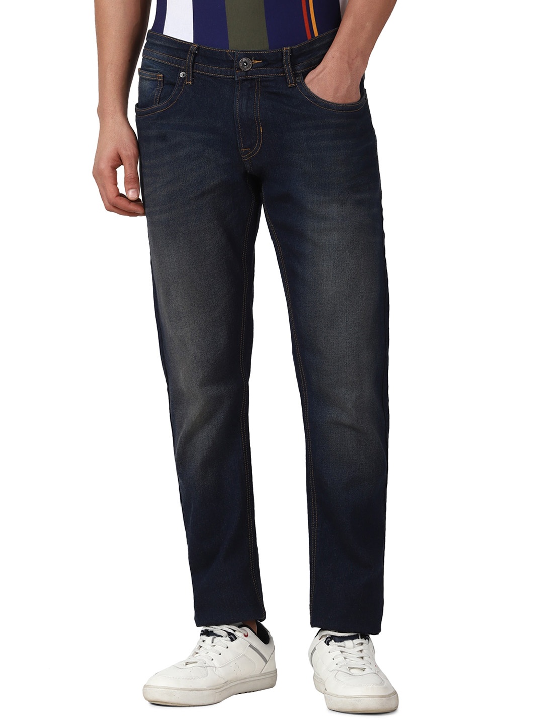 

Peter England Casuals Men Navy Blue Slim Fit Heavy Fade Jeans