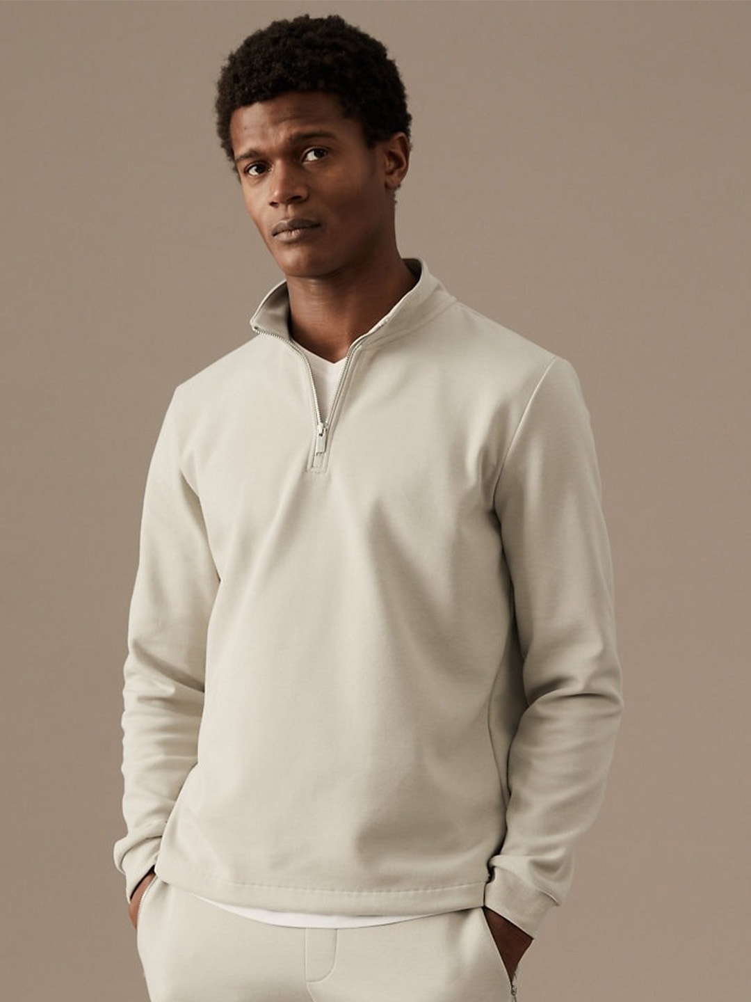 

Marks & Spencer Men Beige Sweatshirt