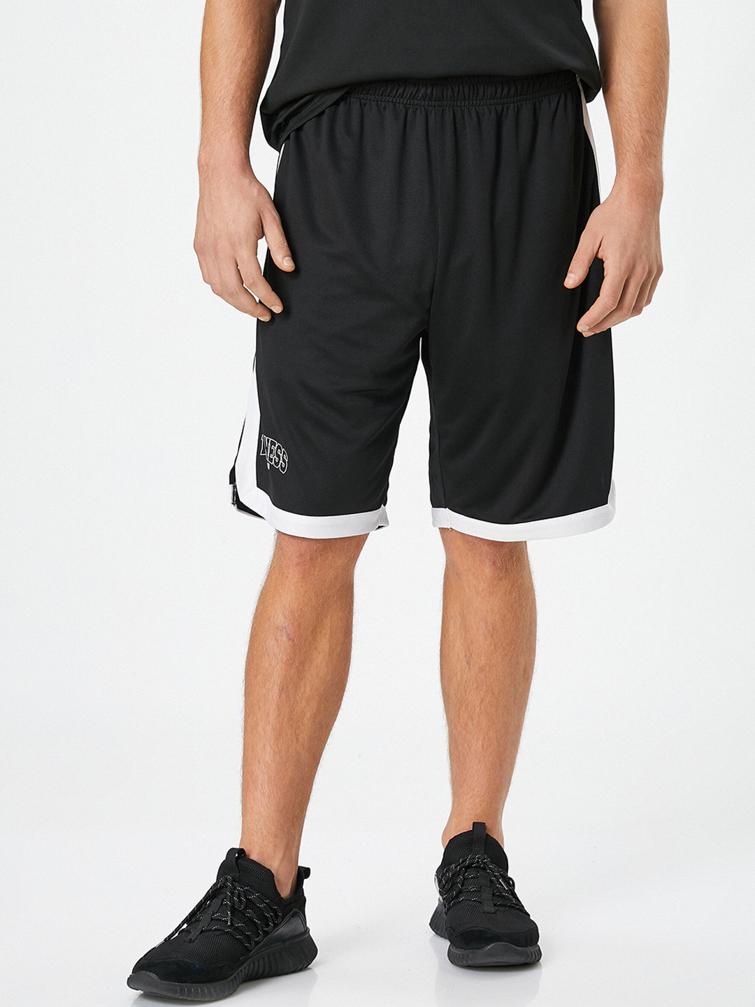 

Koton Men Sports Shorts, Na