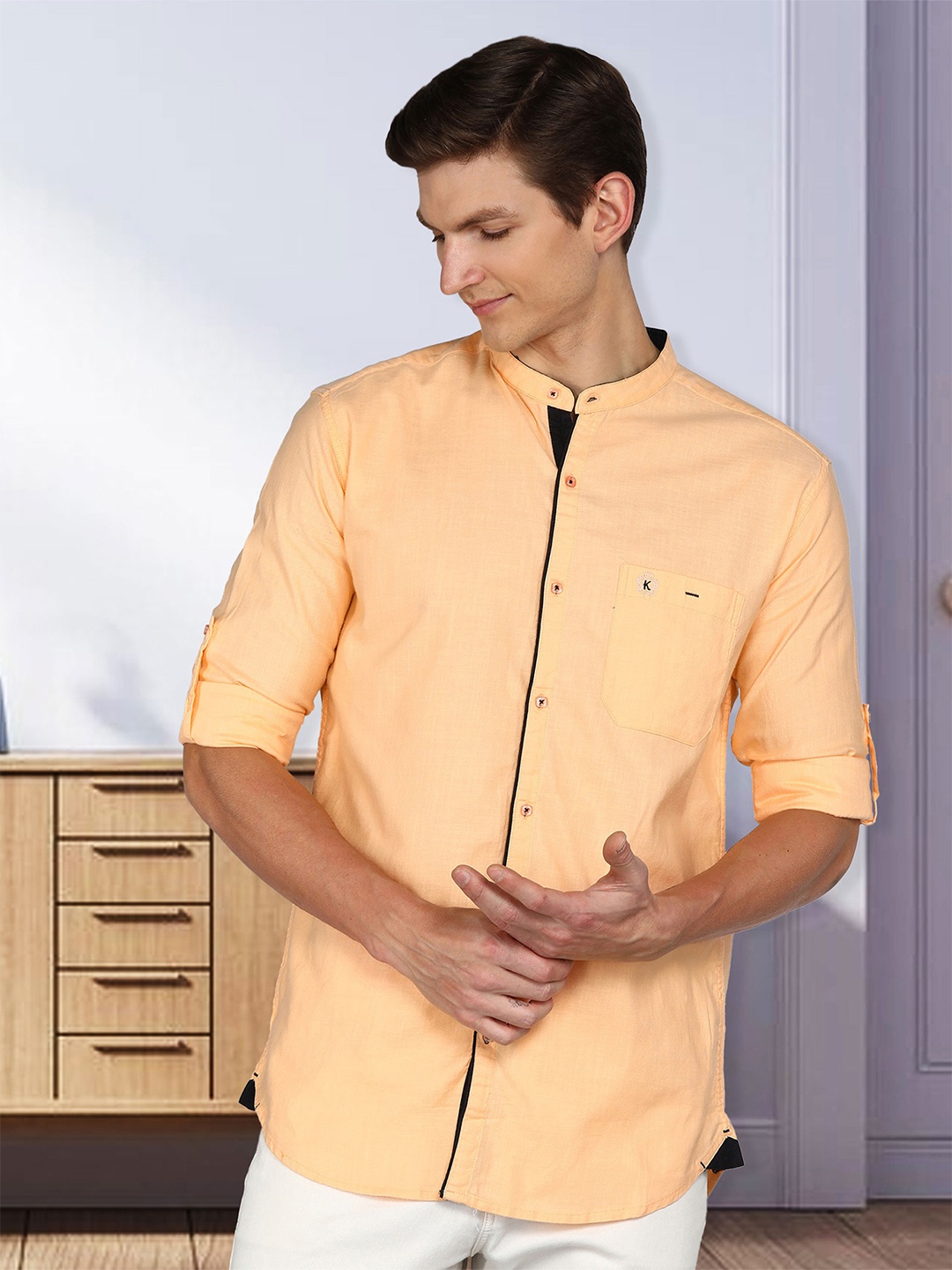 

Kuons Avenue Men Peach-Coloured Smart Slim Fit Opaque Casual Shirt