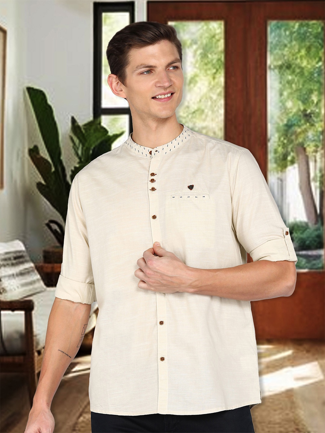 

Kuons Avenue Men Beige Smart Slim Fit Opaque Casual Shirt